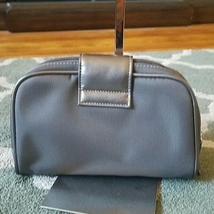 bentley toiletry bag